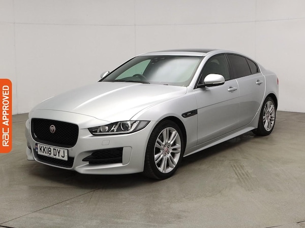Used Jaguar XE 2018 for sale - 75824630: Photo 29