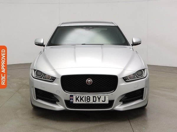 Used Jaguar XE 2018 for sale - 75824630: Photo 7