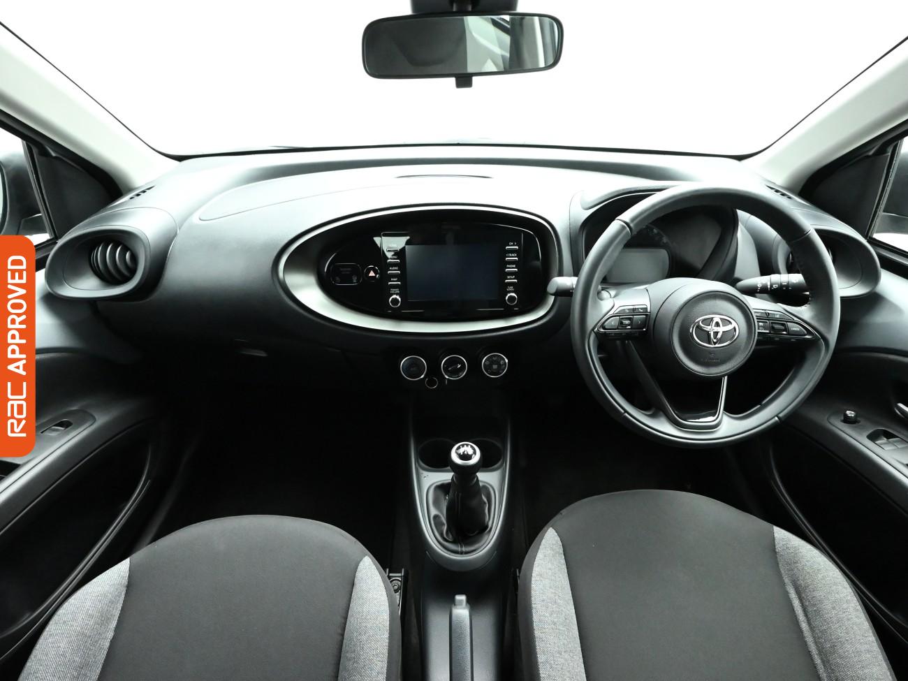 Used Toyota Aygo X 2022 for sale - 77535421: Photo 2