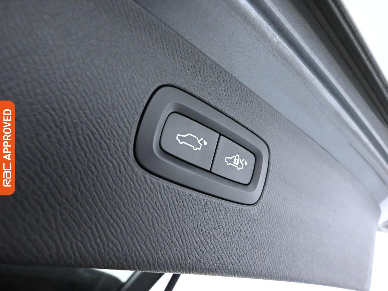 Used Volvo XC90 2015 for sale - 75786081: Photo 14