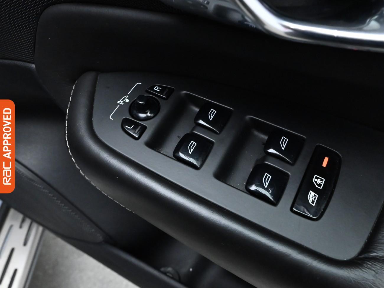 Used Volvo XC90 2015 for sale - 75786081: Photo 29