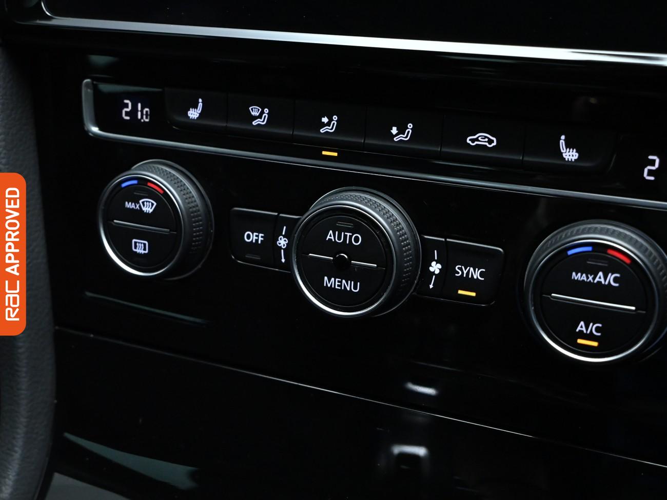 Used Volkswagen Golf 2018 for sale - 76236736: Photo 14