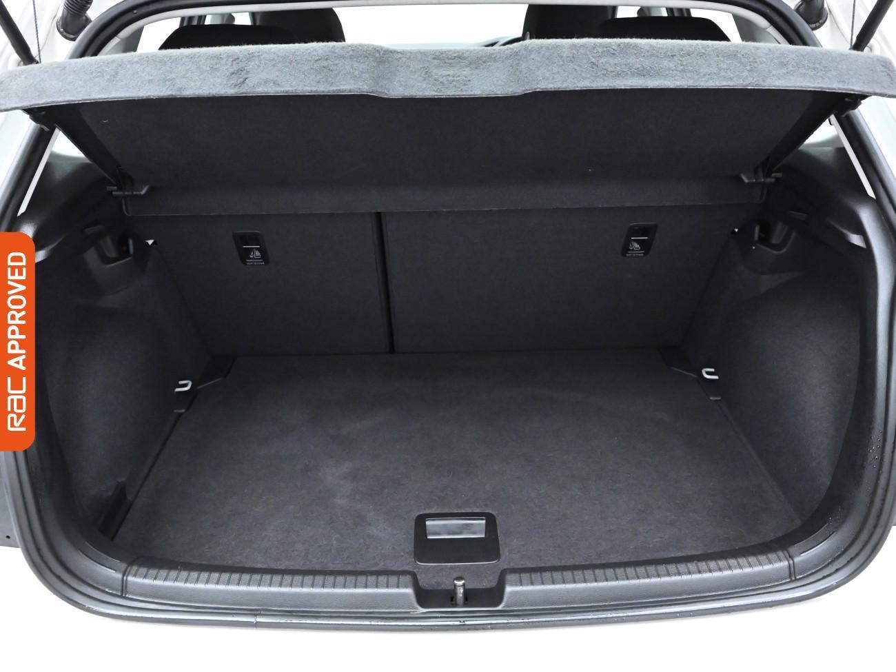 Used Volkswagen Polo 2024 for sale - 76395375: Photo 13