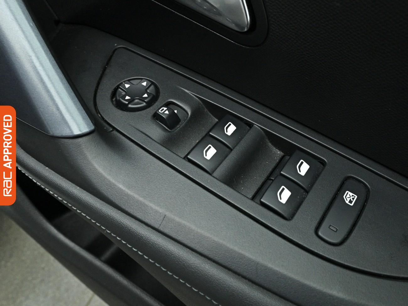 Used Peugeot 2008 2020 for sale - 78107702: Photo 25