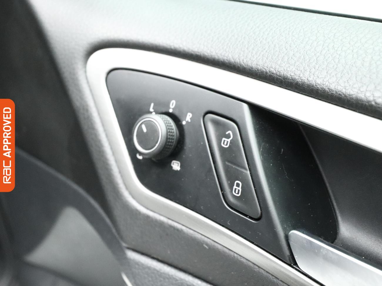 Used Volkswagen Golf 2016 for sale - 77117772: Photo 24