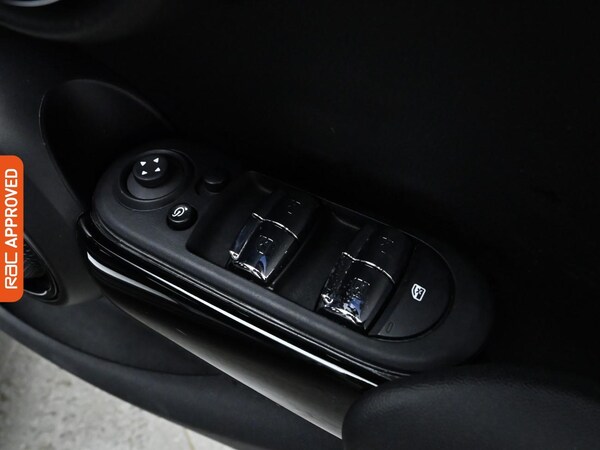 Used MINI Hatch 2025 for sale - 76128457: Photo 23