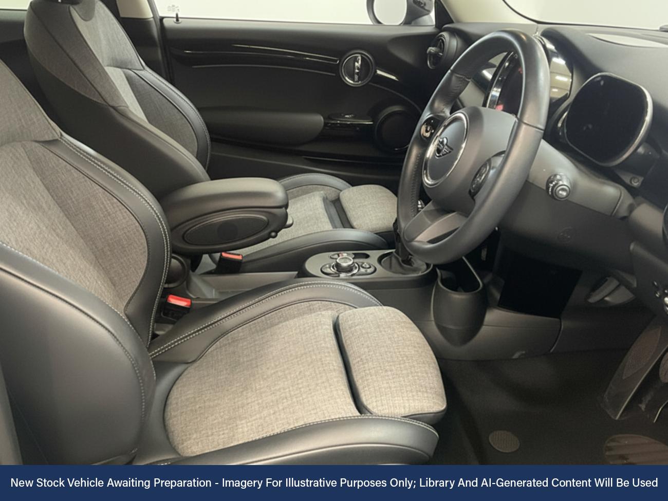 Used MINI Electric Hatch 2022 for sale - 76705522: Photo 3