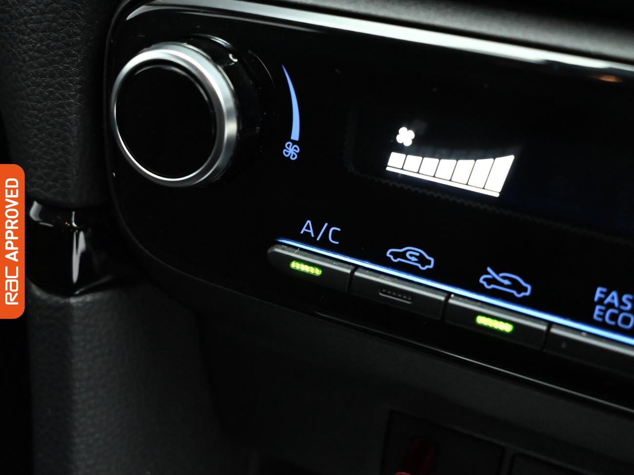 Used Toyota Yaris 2022 for sale - 76590463: Photo 16