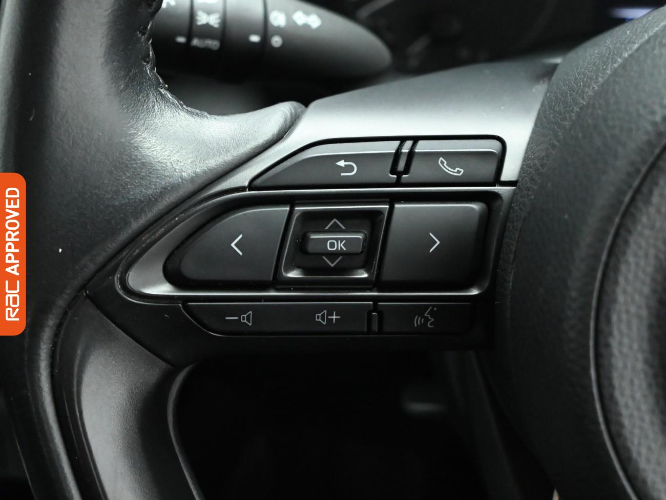 Used Toyota Yaris 2022 for sale - 76590463: Photo 17