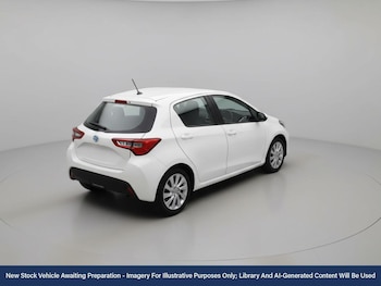 Used Toyota Yaris 2022 for sale - 76590463: Photo