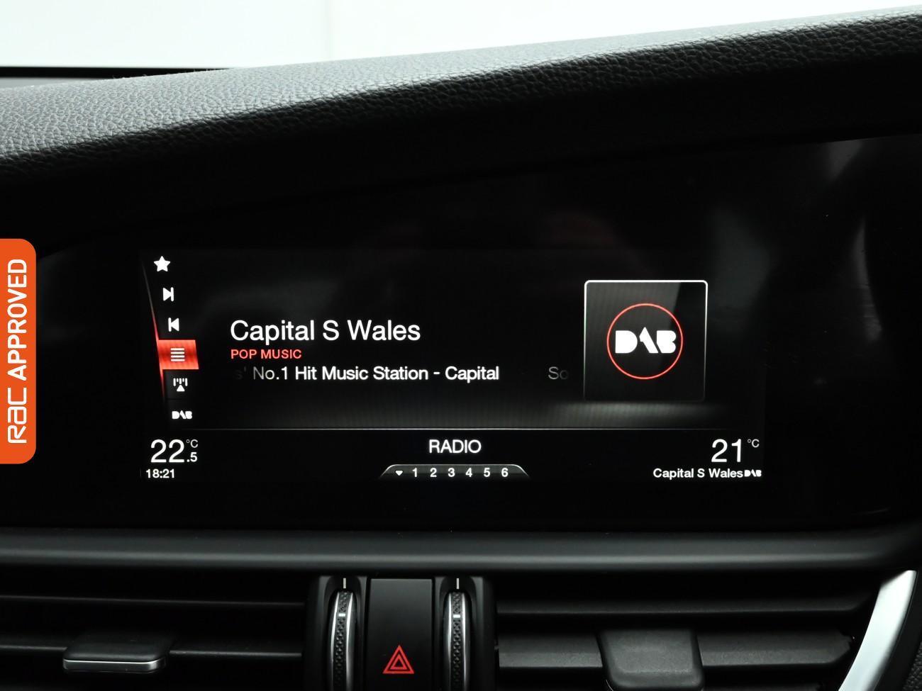 Used Alfa Romeo Giulia 2017 for sale - 77527254: Photo 19