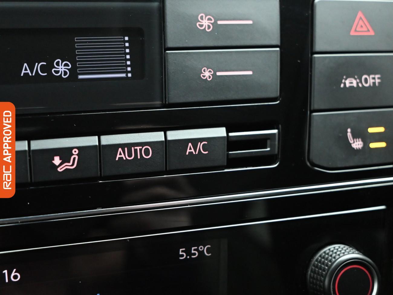 Used Volkswagen up! 2022 for sale - 76934291: Photo 16