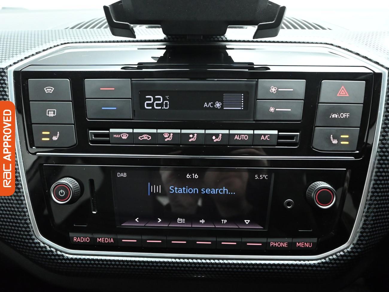 Used Volkswagen up! 2022 for sale - 76934291: Photo 17