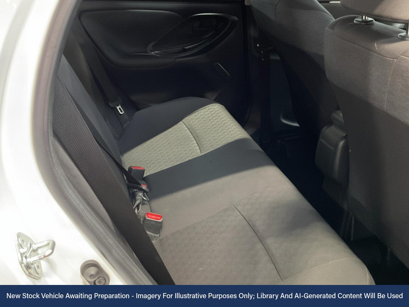 Used Toyota Yaris 2023 for sale - 76558142: Photo 4