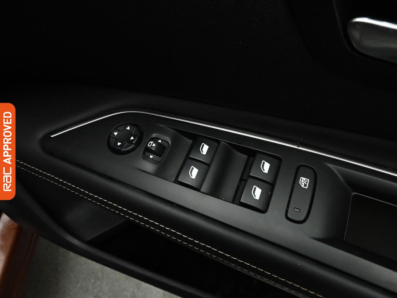 Used Peugeot 3008 2018 for sale - 77382515: Photo 25