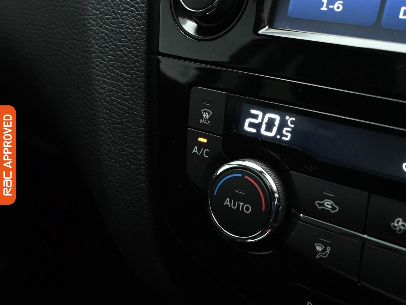 Used Nissan Qashqai 2017 for sale - 76641930: Photo 17