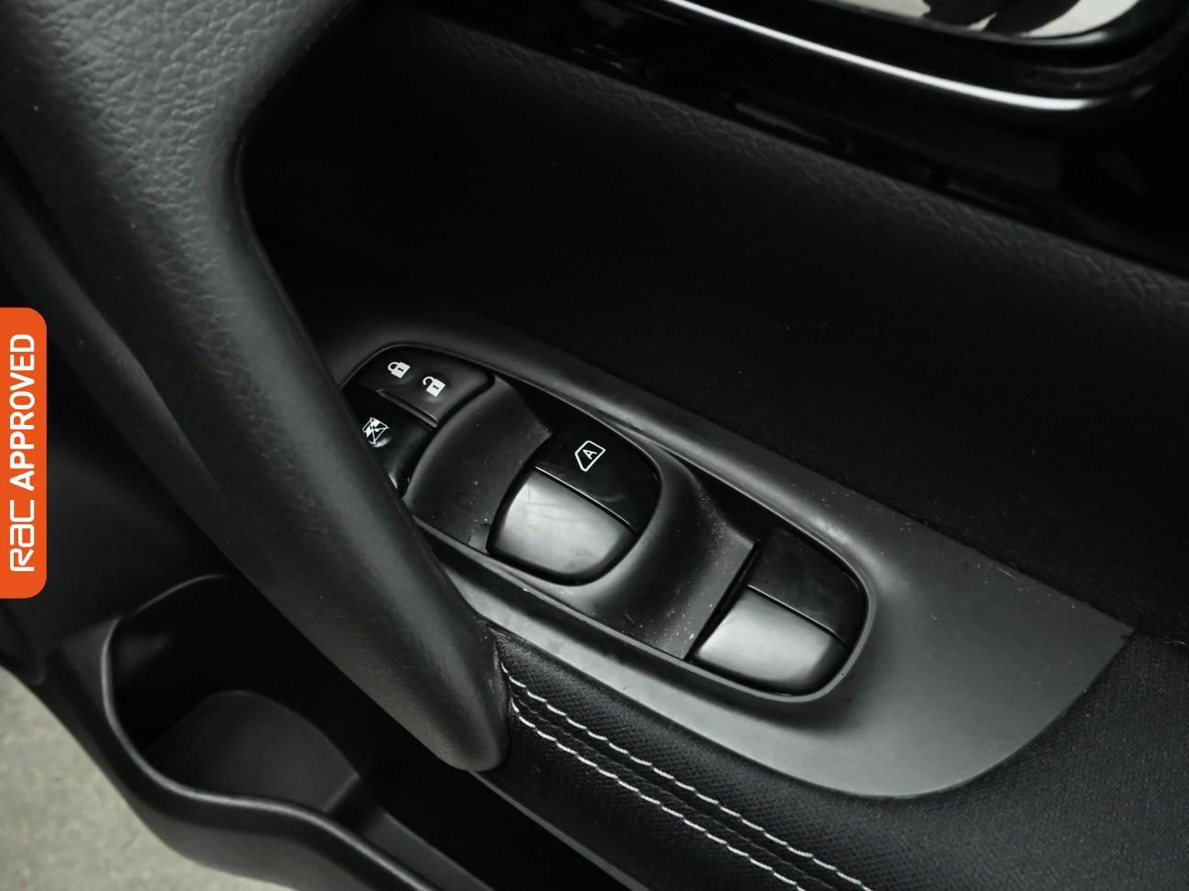 Used Nissan Qashqai 2017 for sale - 76641930: Photo 24