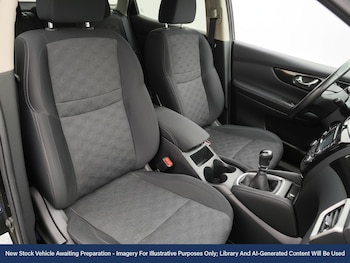 Used Nissan Qashqai 2017 for sale - 76641930: Photo