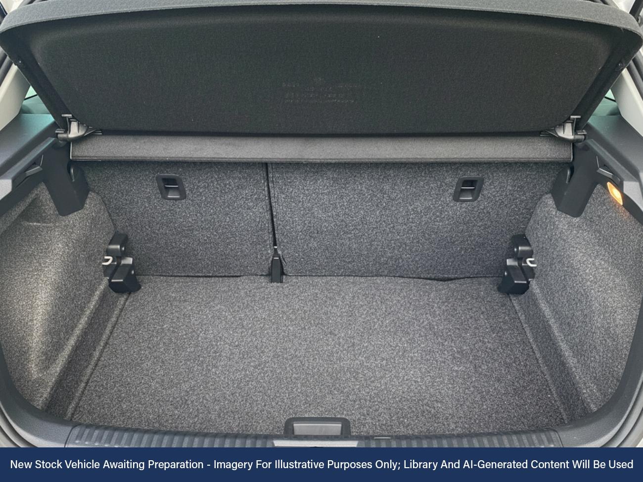 Used Volkswagen Polo 2015 for sale - 76641882: Photo 7