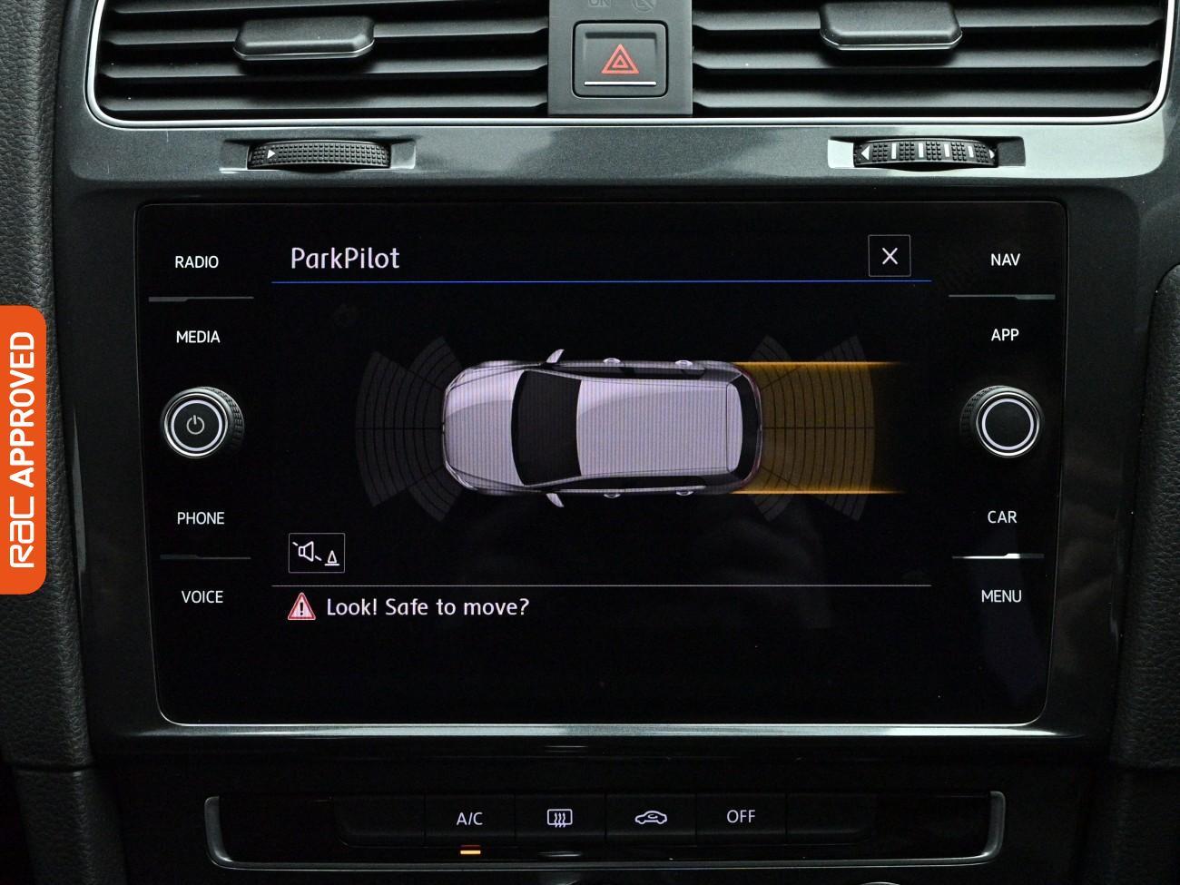 Used Volkswagen Golf 2017 for sale - 78111790: Photo 3