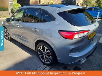 Used Ford Kuga 2022 for sale - 76113729: Photo 2