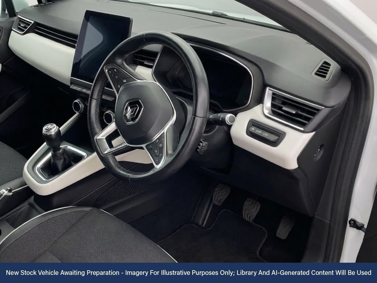 Used Renault Clio 2021 for sale - 77914346: Photo 3