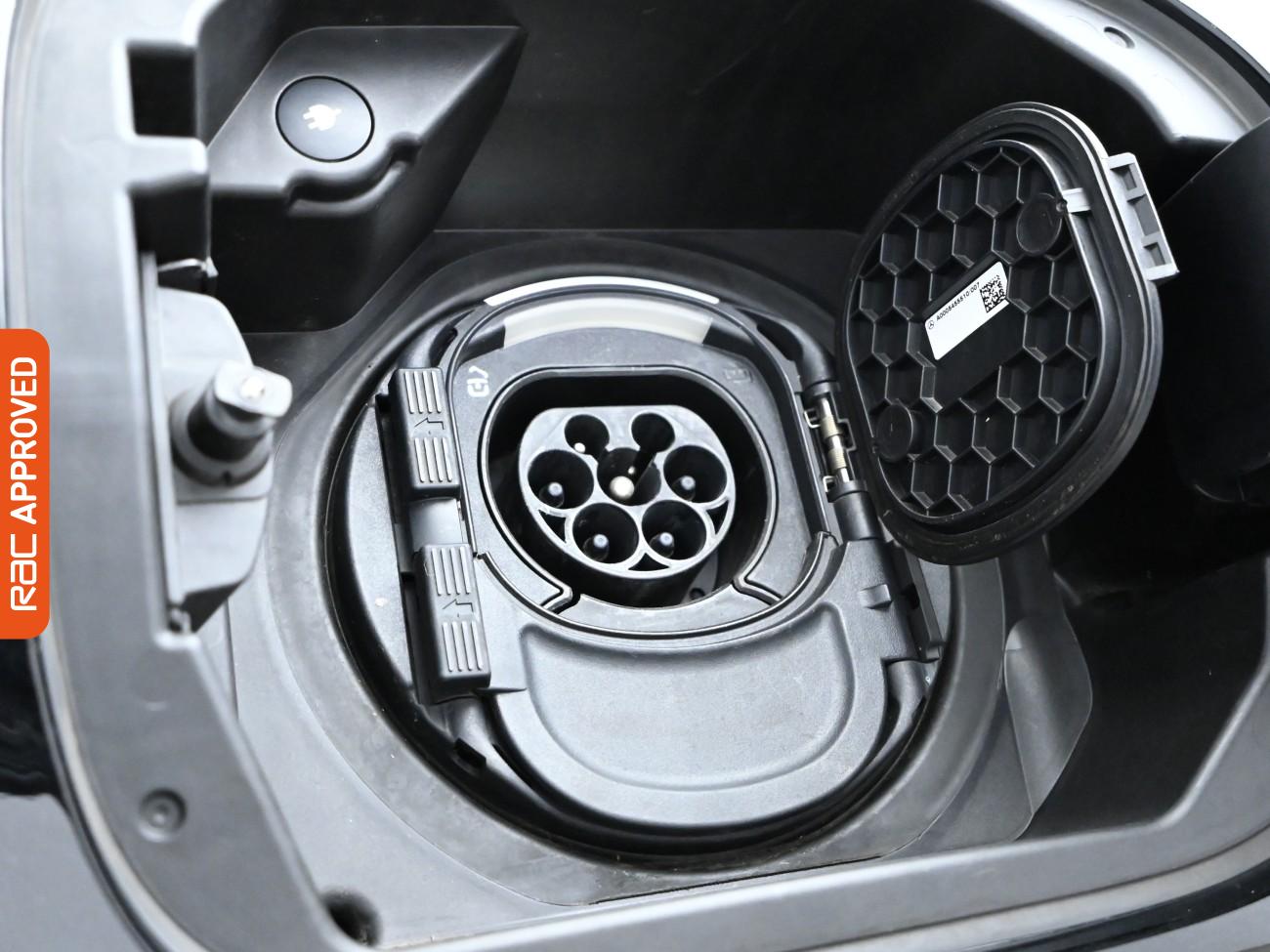 Used Mercedes-Benz EQA 2021 for sale - 76610893: Photo 37