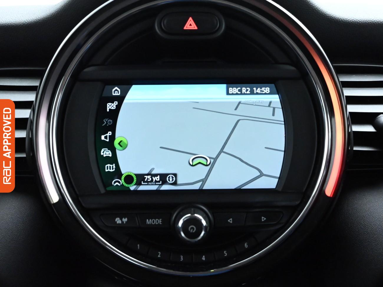 Used MINI Hatch 2020 for sale - 76411667: Photo 3