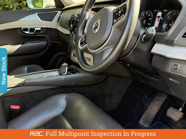 Used Volvo XC90 2020 for sale - 76128422: Photo 2