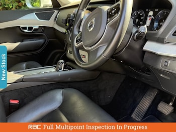 Used Volvo XC90 2020 for sale - 76128422: Photo 2