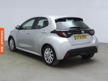 Used Toyota Yaris 2021 for sale - 79710400: Photo