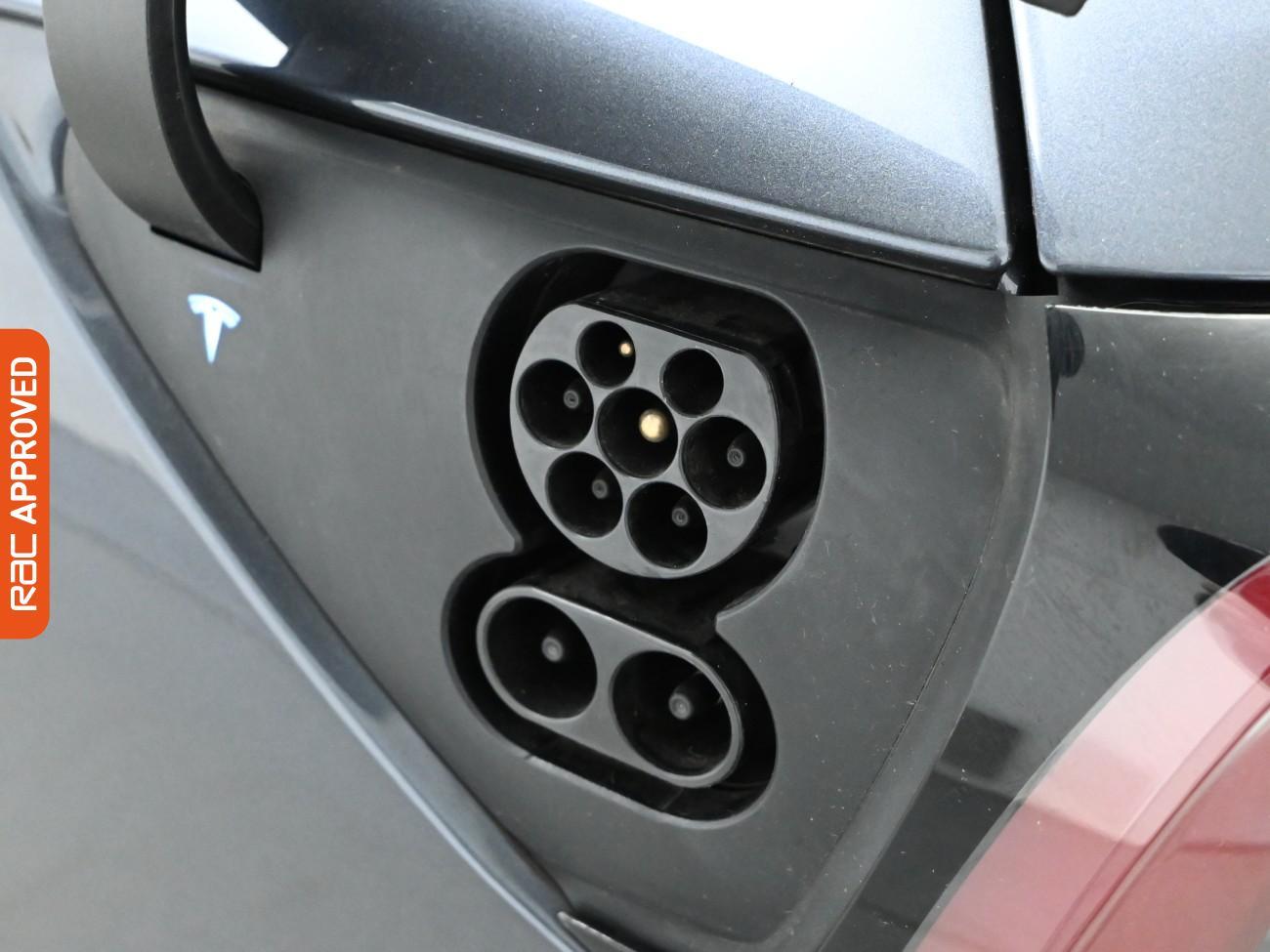 Used Tesla Model 3 2020 for sale - 77071985: Photo 28