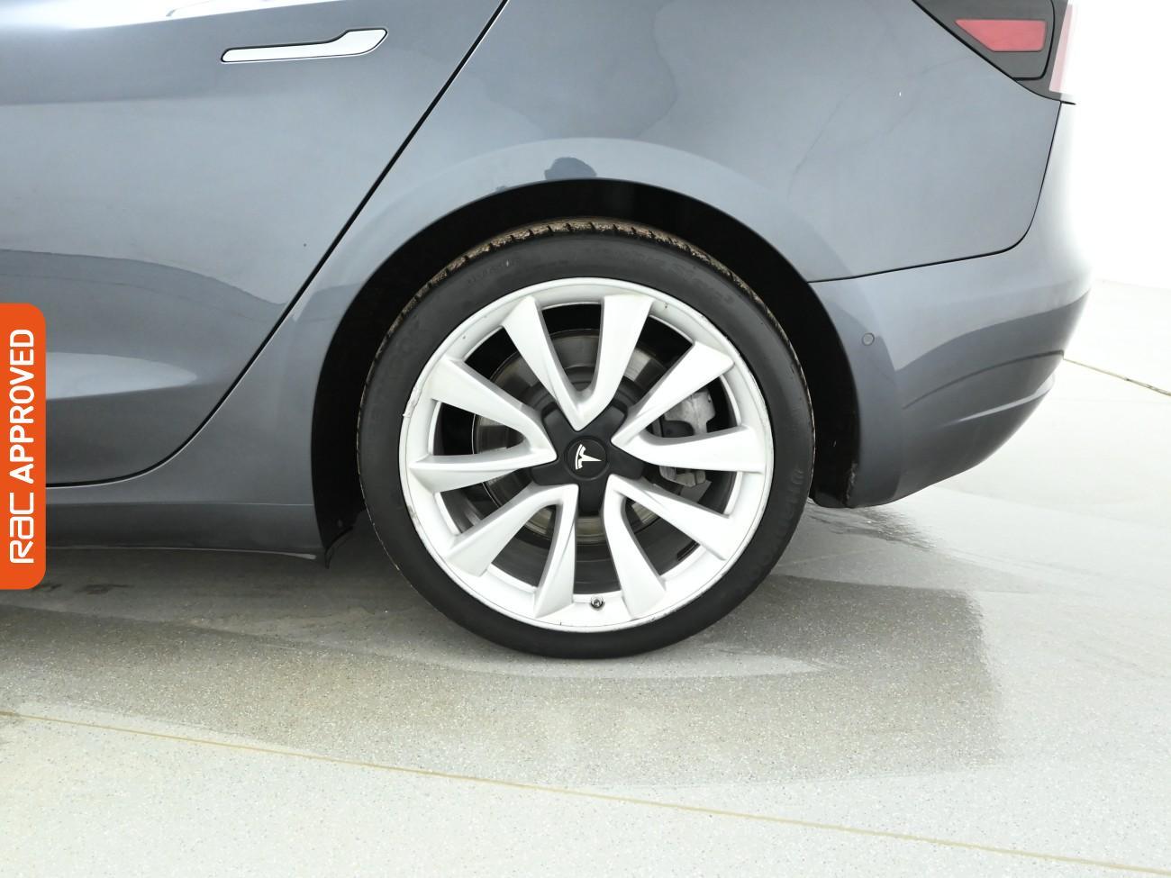 Used Tesla Model 3 2020 for sale - 77071985: Photo 33