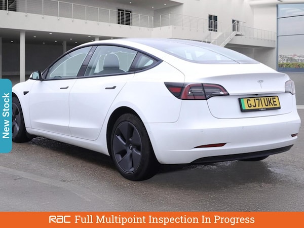 Used Tesla Model 3 2021 for sale - 76156423: Photo 2