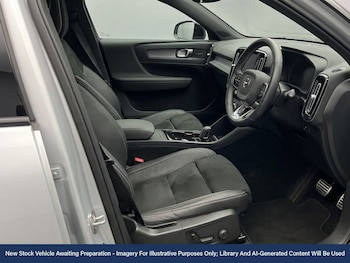 Used Volvo XC40 2022 for sale - 78552057: Photo