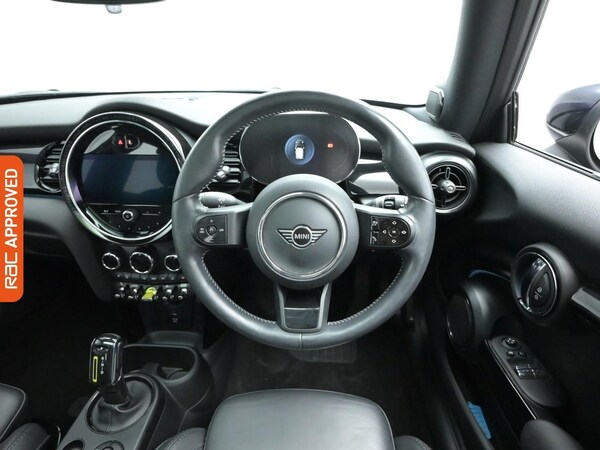Used MINI Electric Hatch 2021 for sale - 74670587: Photo 11
