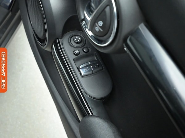 Used MINI Electric Hatch 2021 for sale - 74670587: Photo 29