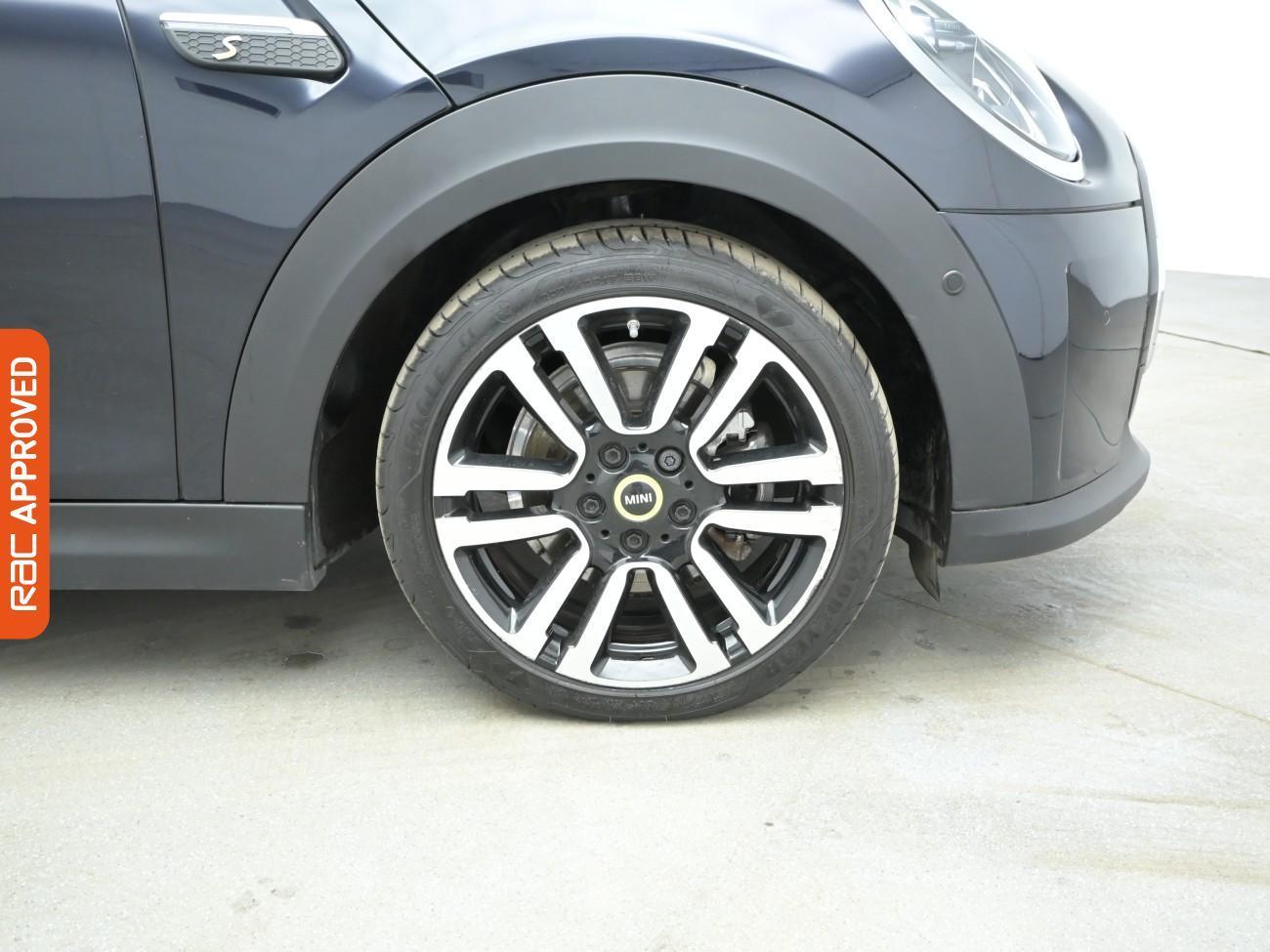 Vehicle 32