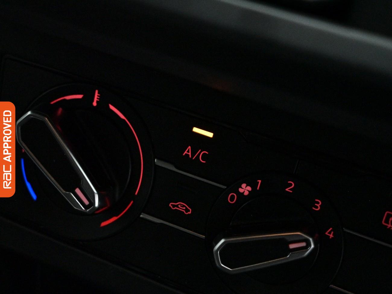 Used Volkswagen Polo 2019 for sale - 77935721: Photo 18