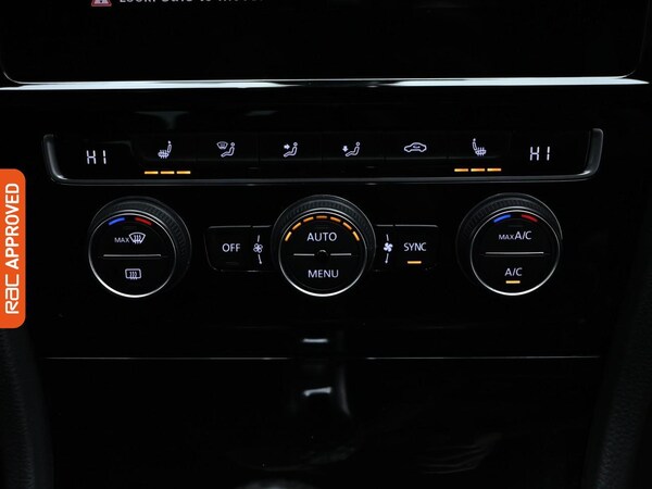 Used Volkswagen Golf 2019 for sale - 75407844: Photo 17