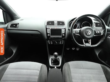 Used Volkswagen Polo 2017 for sale - 77458823: Photo