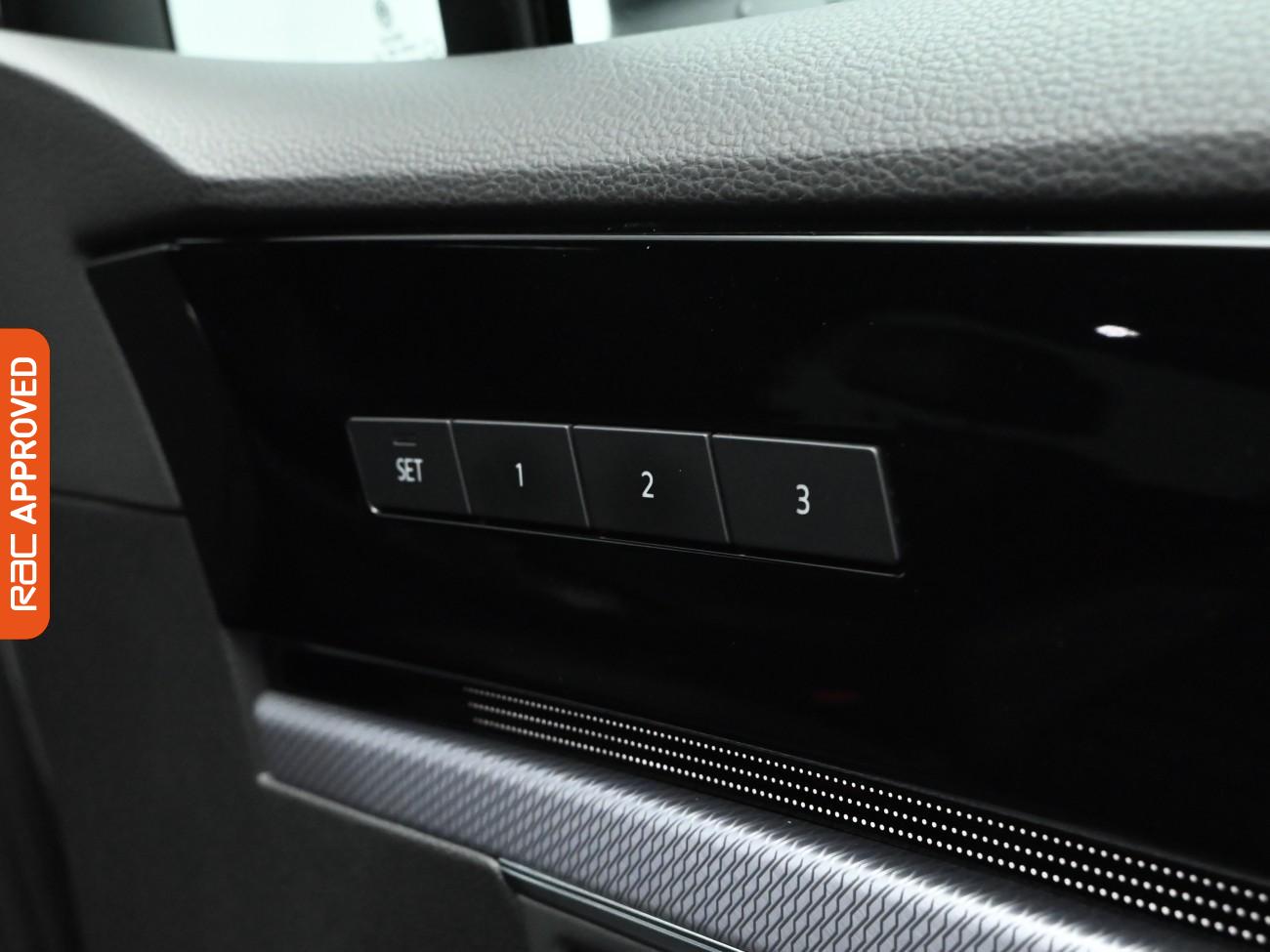 Used Volkswagen Touareg 2019 for sale - 77064504: Photo 25