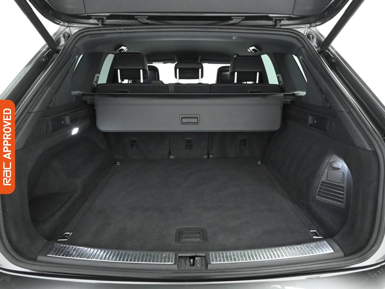 Used Volkswagen Touareg 2019 for sale - 77064504: Photo 28