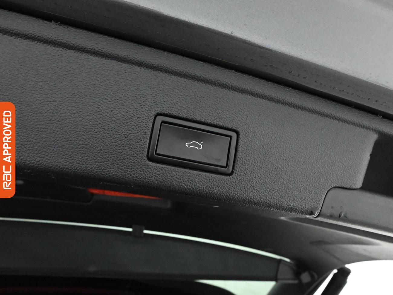 Used Volkswagen Touareg 2019 for sale - 77064504: Photo 31