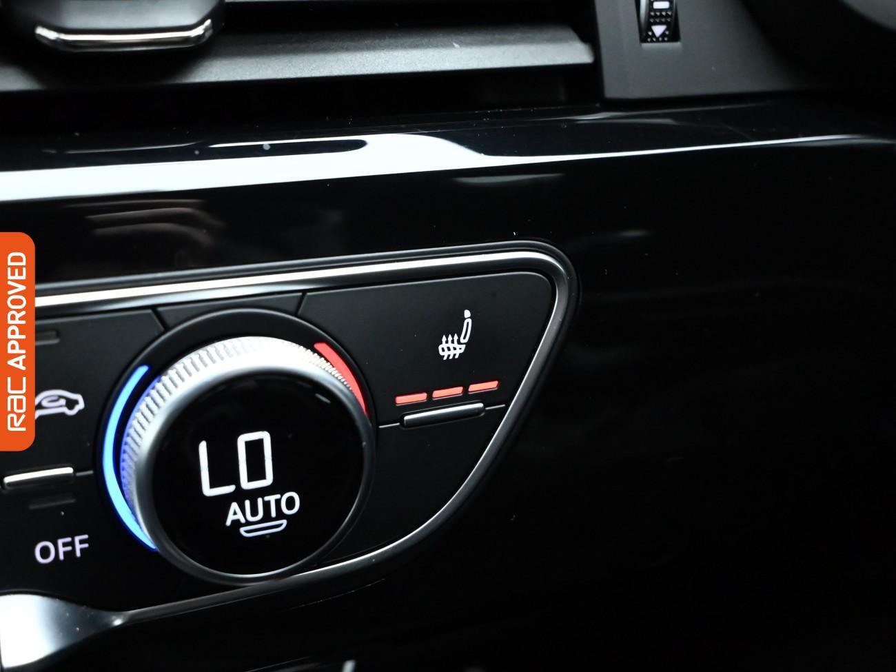 Used Audi A4 Avant 2023 for sale - 75944862: Photo 19