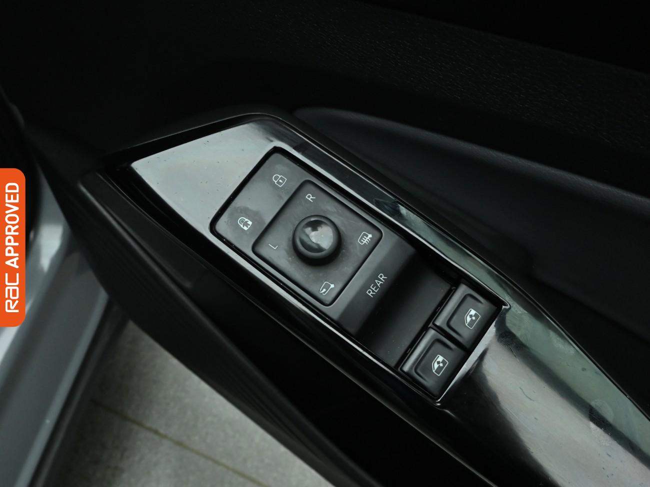 Used Volkswagen ID.4 2022 for sale - 76353198: Photo 25