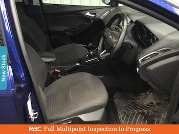 Used Ford Focus 2015 for sale - 76206853: Photo 3