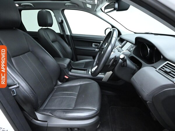 Used Land Rover Discovery Sport 2019 for sale - 76113696: Photo 11