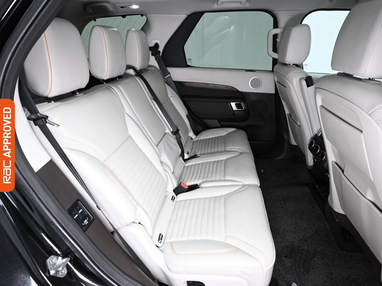 Used Land Rover Discovery 2017 for sale - 76429142: Photo 13