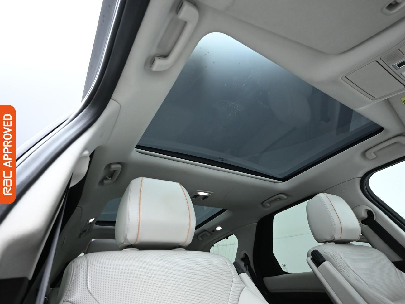 Used Land Rover Discovery 2017 for sale - 76429142: Photo 3